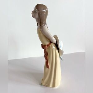 Vintage Lladro Porcelain Figurine Naughty Girl With Straw Hat